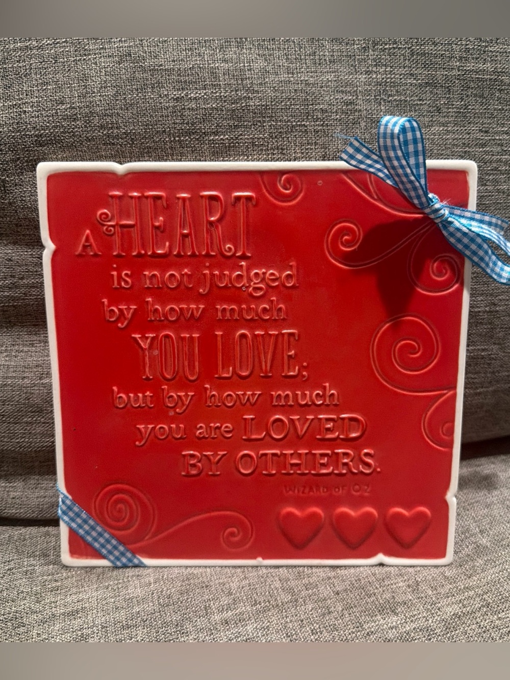 Wizard Of Oz Red Tile Hallmark Wall Decor “A Heart is Not Judged… LOVE” NWT 7x7